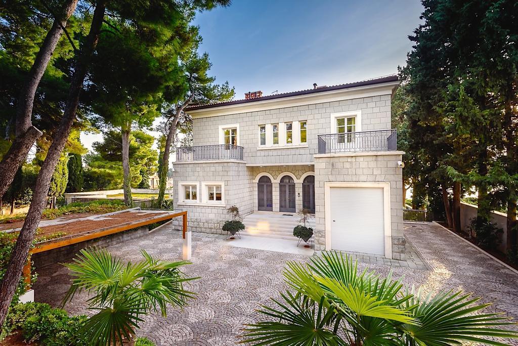 Villa Diocletian Split Bagian luar foto